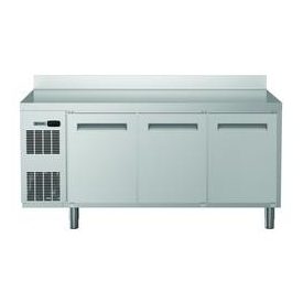   Electrolux 3 ajtós hűtött munkaasztal, R290, fedlappal, hátsó felhajtással